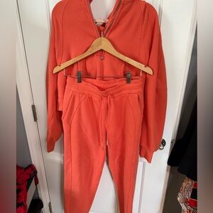 lululemon athletica corarl scuba hoodie and pants set M